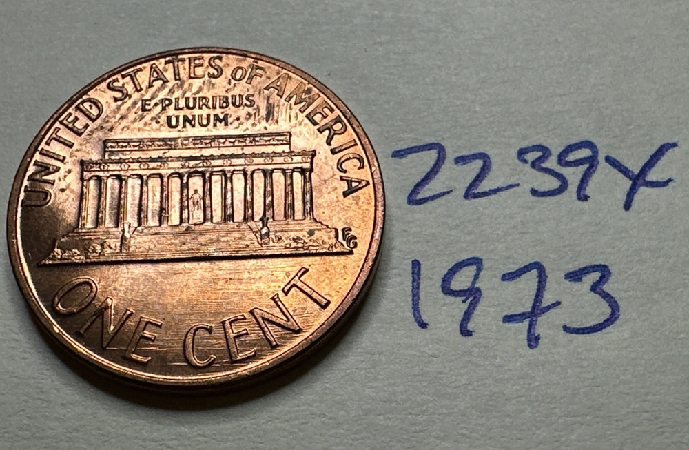 1973 Lincoln Memorial Cent PENNY 2239X