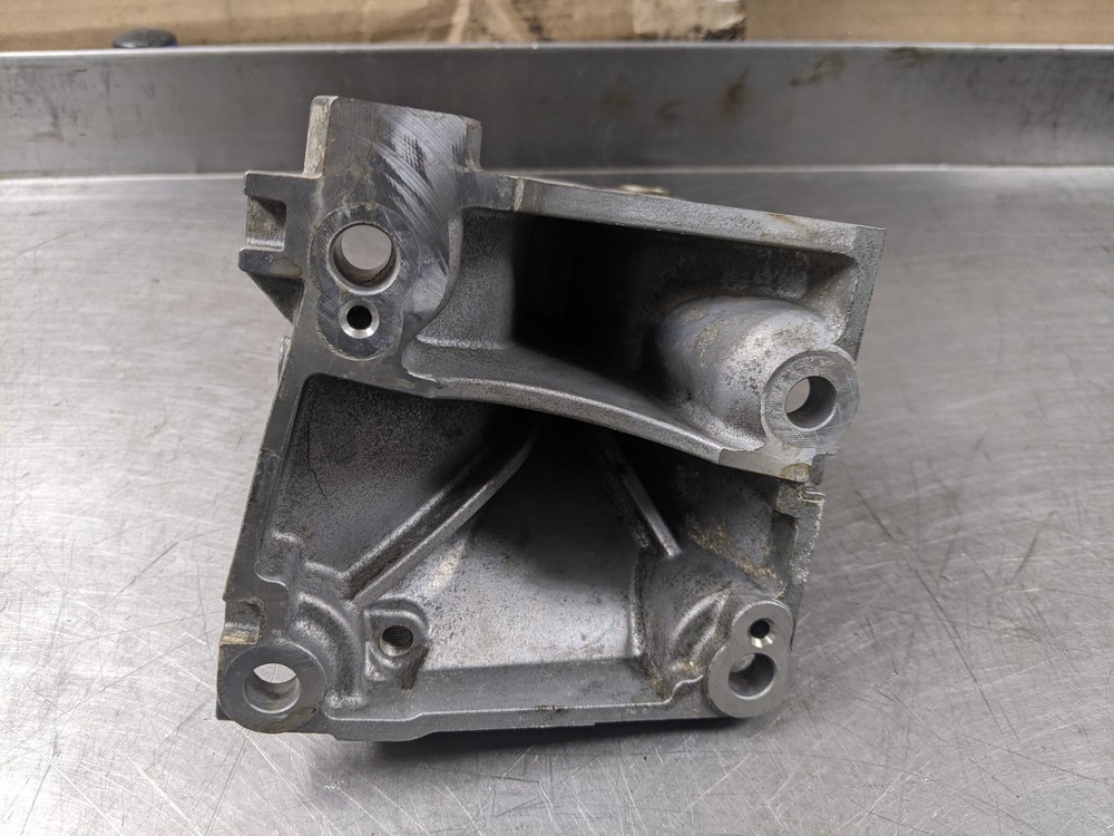 Accessory Bracket From 2020 Toyota Corolla 1.8