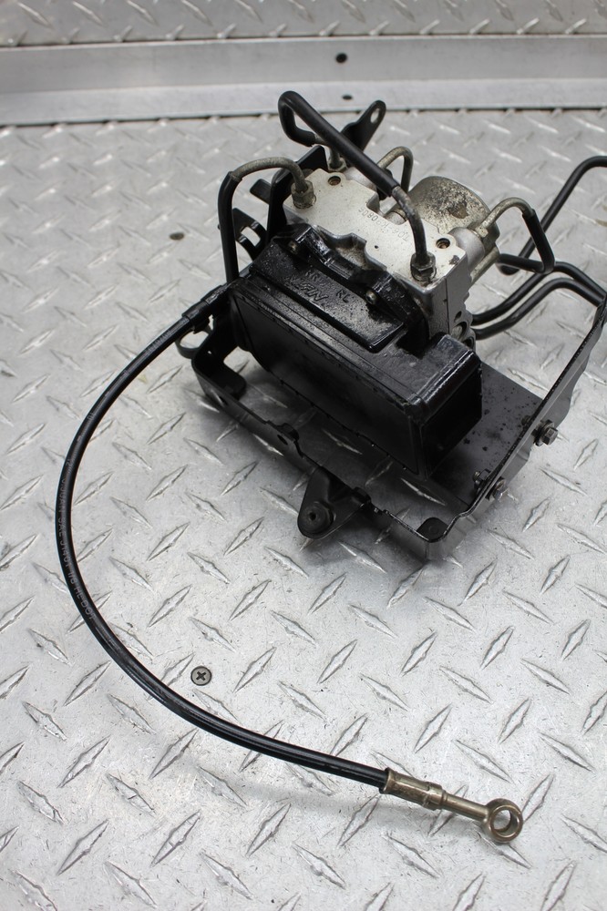 2013 TRIUMPH THUNDERBIRD COMPLETE ABS ABS PUMP UNIT MODULE