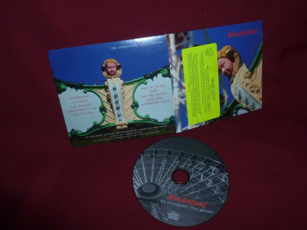 Viktor Karisson Wonderland with Hype Sticker CD