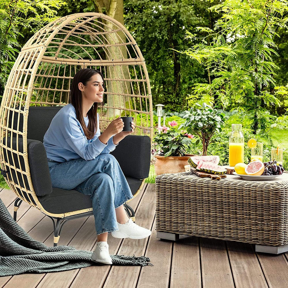 SereneLife SLEGFB64 Wicker Egg Chair