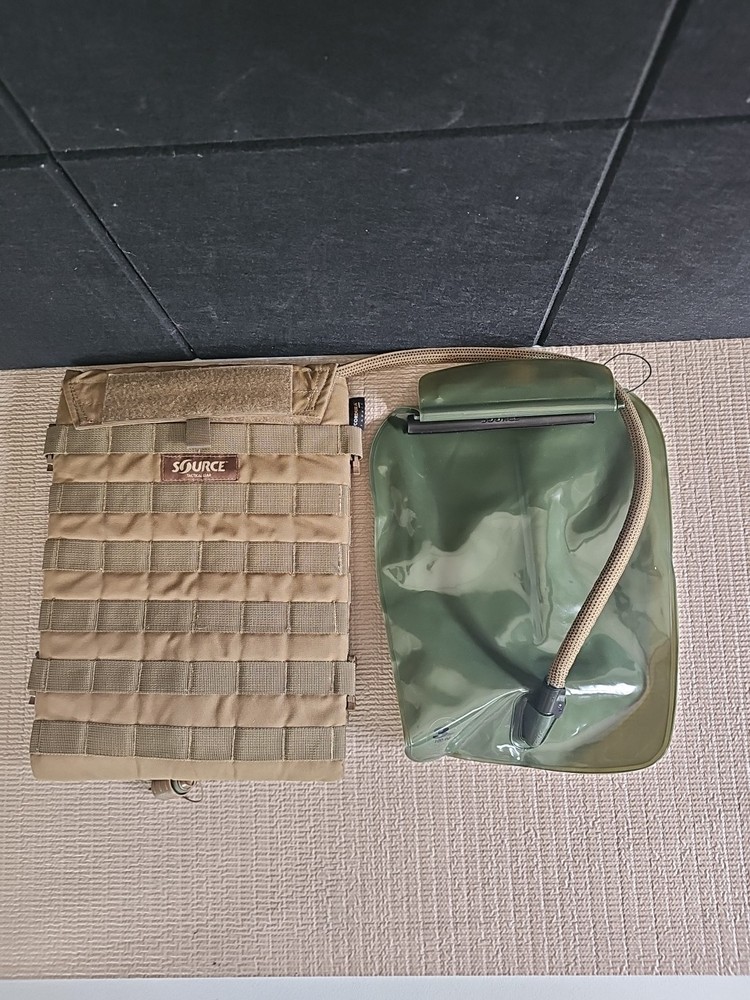 Source Razor 3L Low Profile Molle Hydration Pack  With Bladder