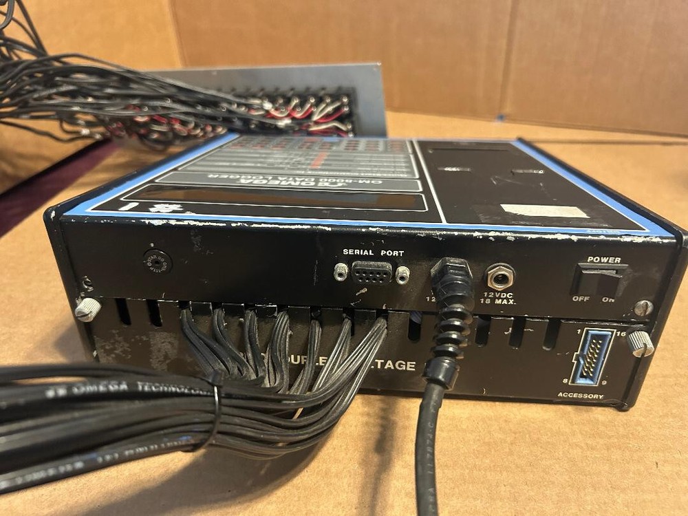 Omega OM-5000 Data Logger