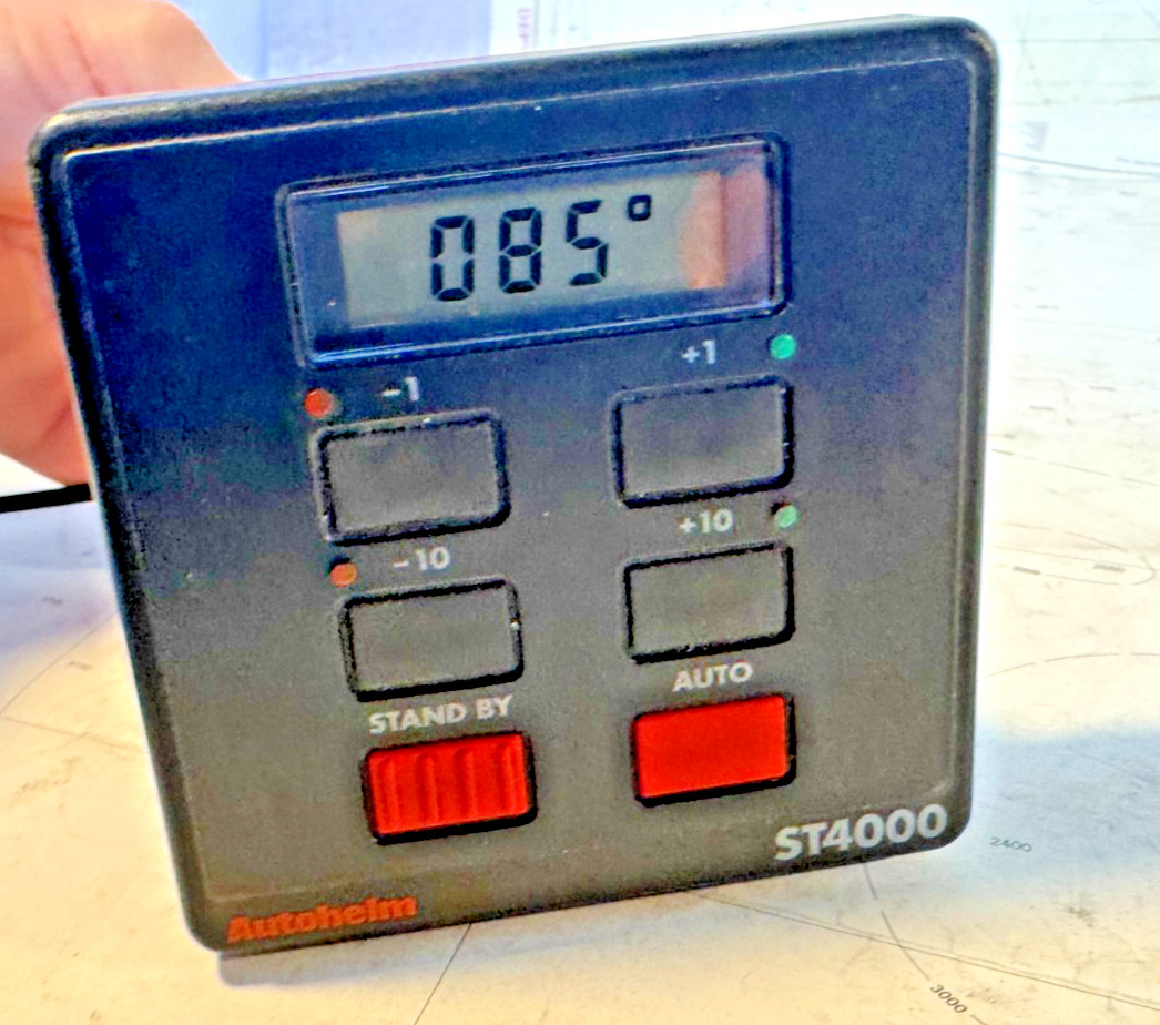 Autohelm ST4000 Autopilot Control Unit Z140 Raytheon Raymarine Controller SeaTal