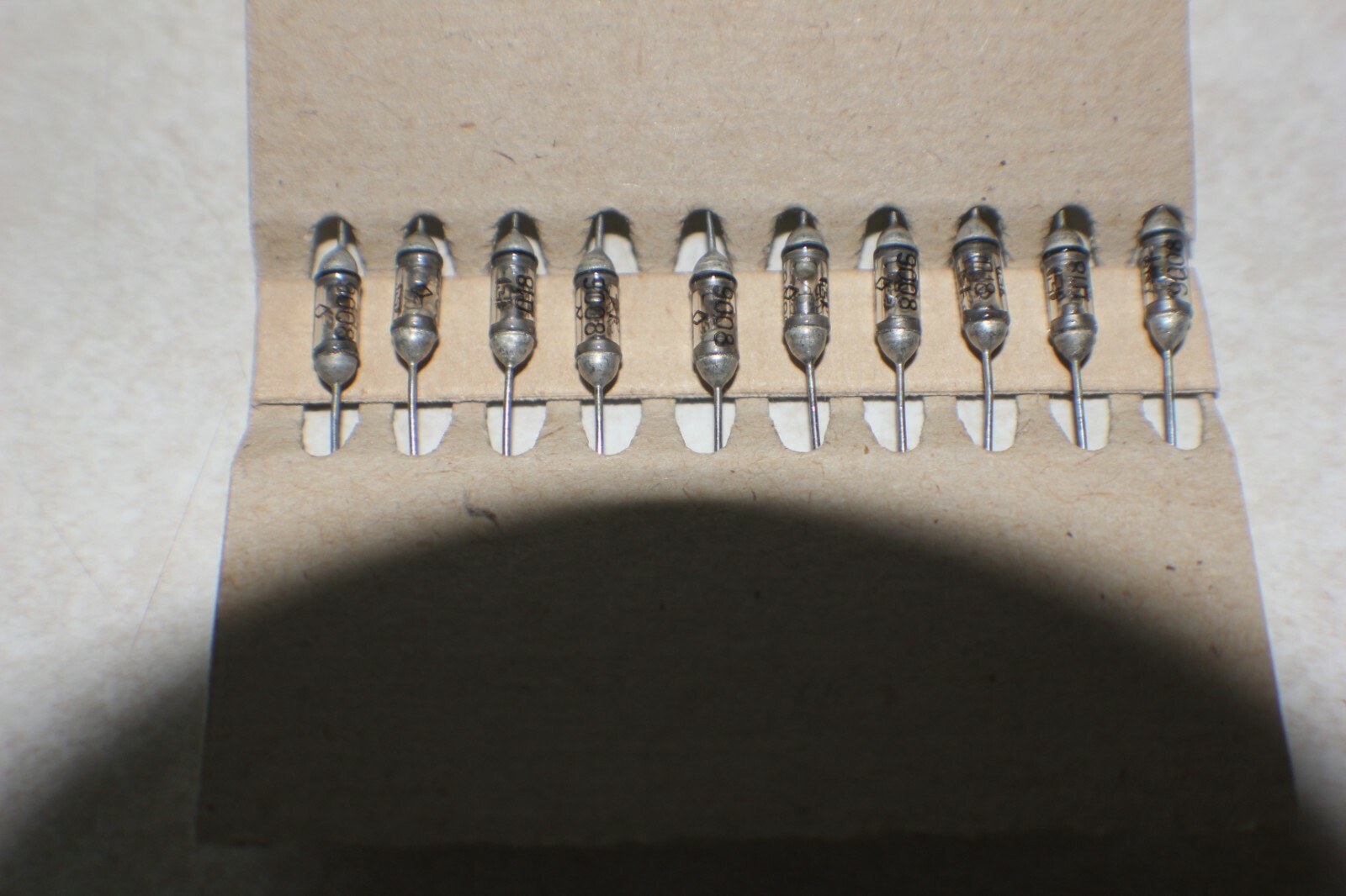 10 Crystal radio Diodes D18 Large Glass Vintage Germanium Detector w/Spec USA