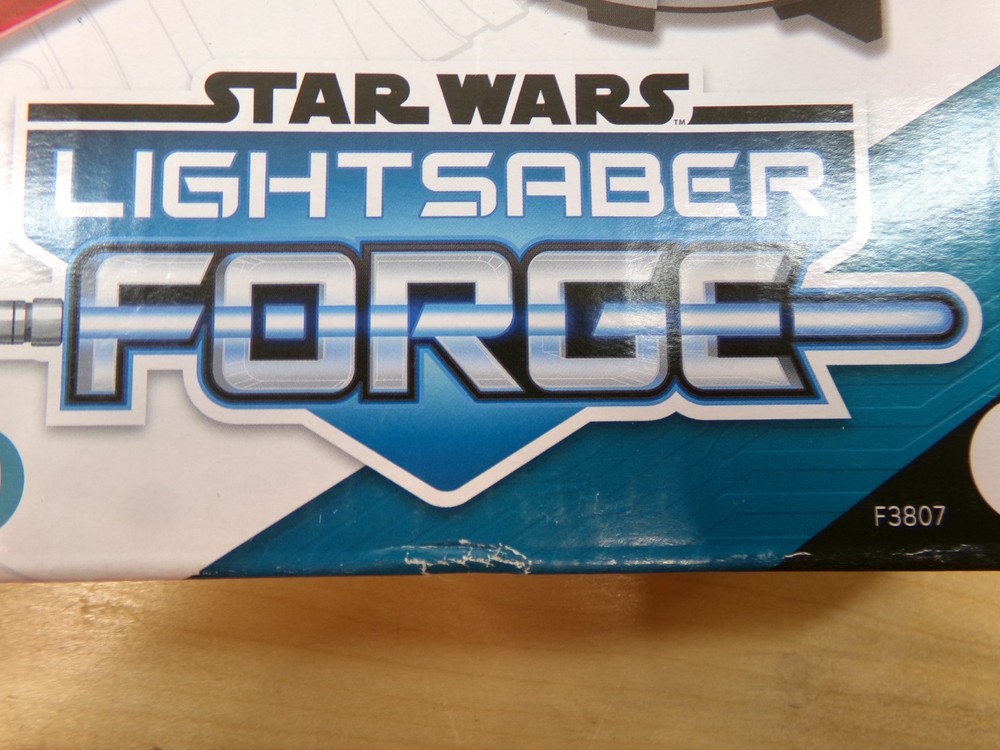 Star Wars Double-Bladed Electronic Light Saber Forge Inquisitor Masterworks Set