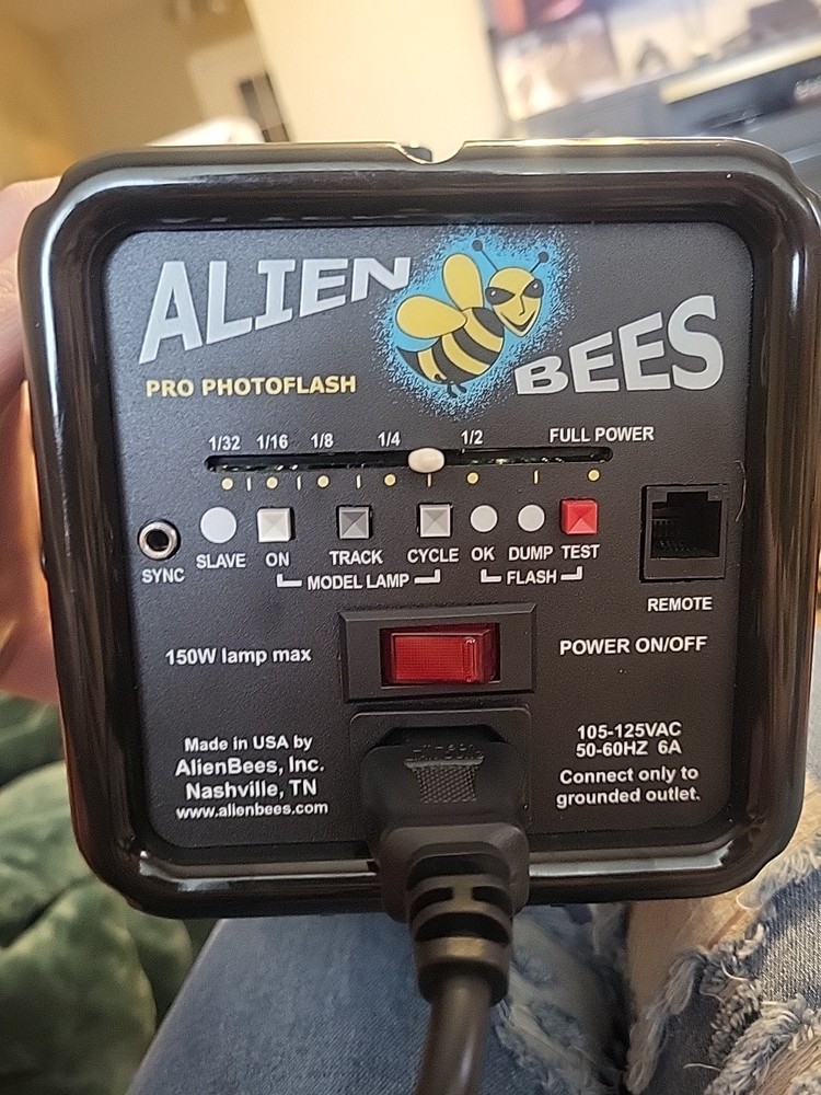 Alien Bees B800 STUDIO Light 320WS Studio Flash MONOLIGHT Works!!