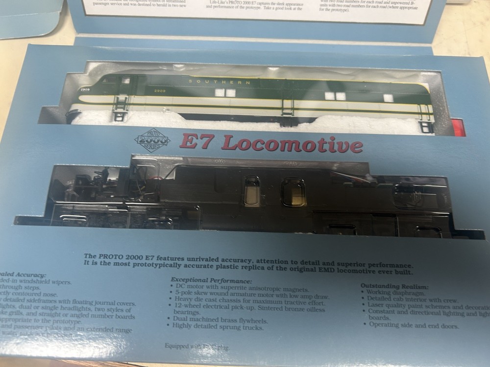HO EMD E7 Southern #2909  Proto 2000 # 21127