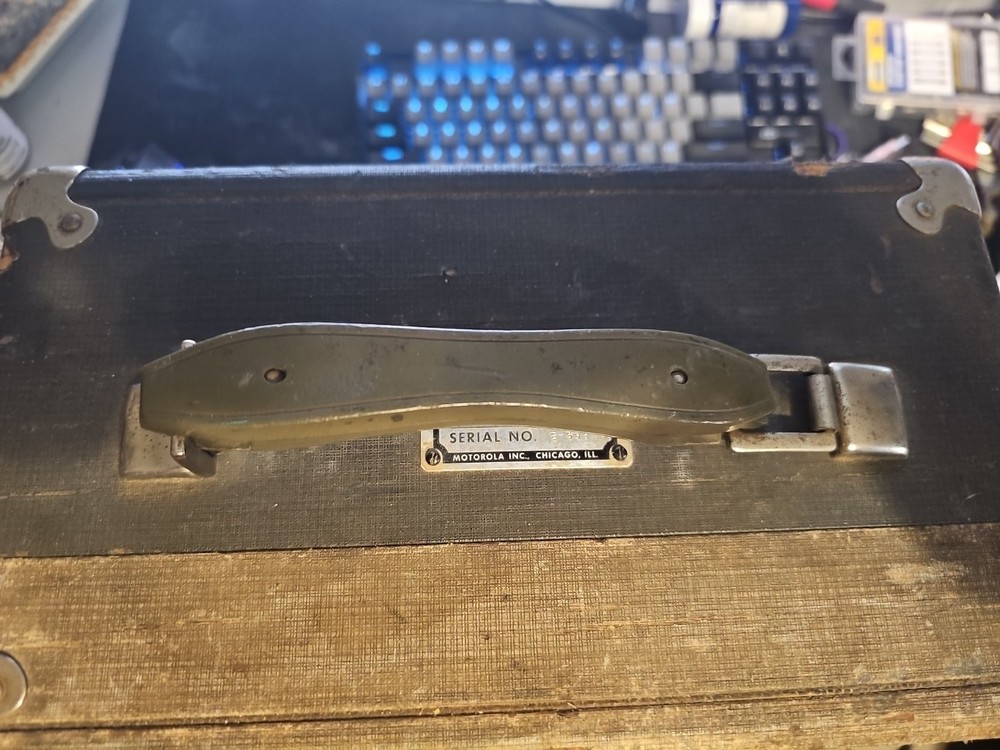 VINTAGE MOTOROLA Test Set Untested