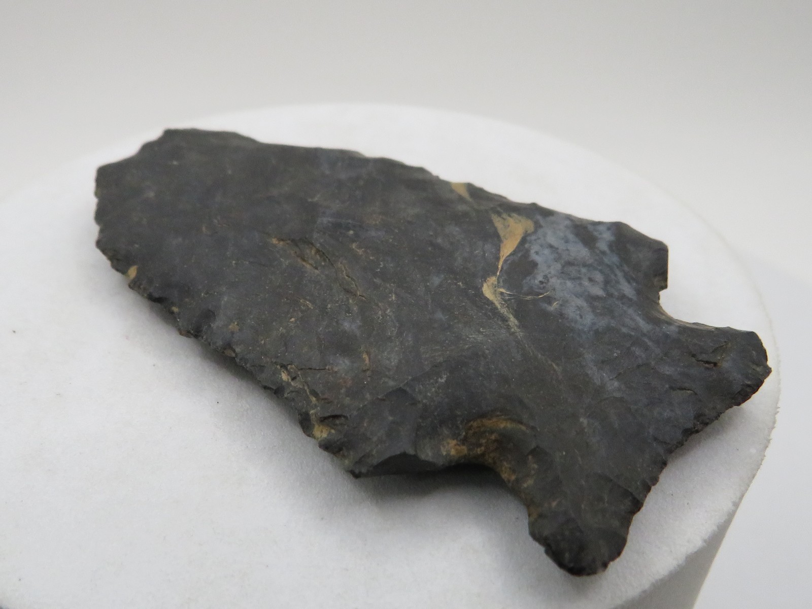 AUTHENTIC INDIAN ARROWHEAD 2 3/8" PROJECTILE PALEO OBSIDIAN POINT OHIO RIVER
