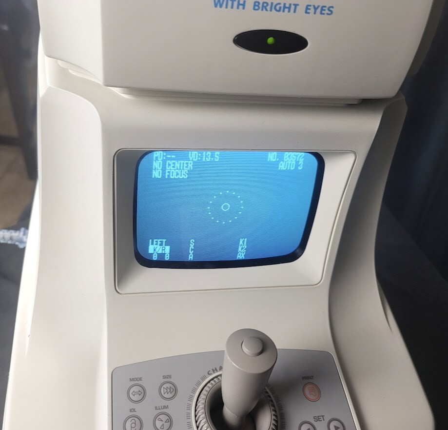 Charops (Huvitz) MRK 3100 Autorefractor Auto-Keratometer