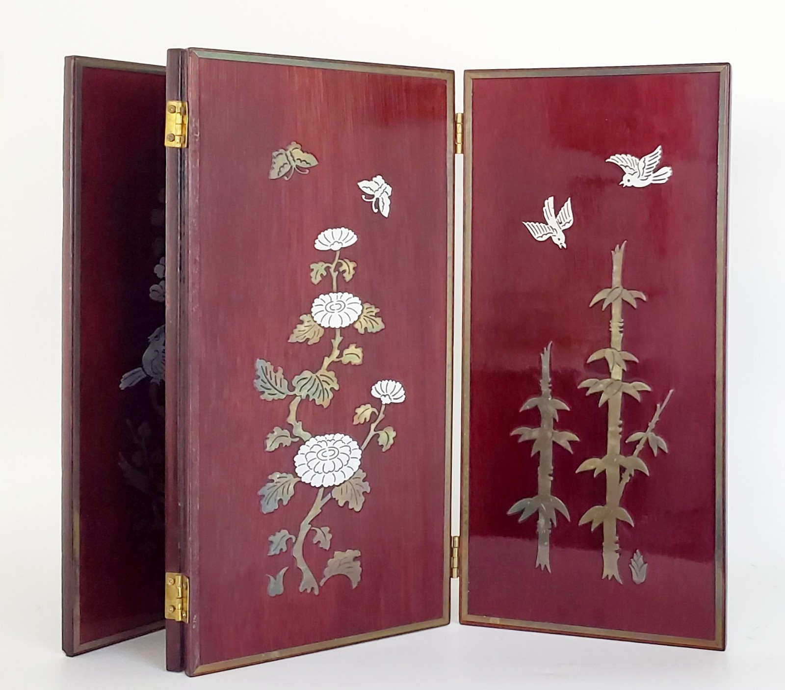 VTG JAPANESE RED LACQUER QUARTER FOLD TABLE SCREEN PANEL SILVER INLAY CHARACTERS