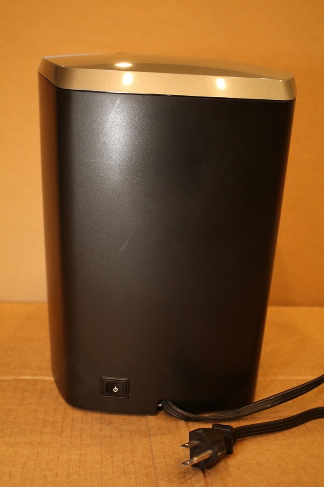 Keurig K70 Coffee Maker K Cup Coffee Maker- Descaled, Cleaned, Tested NICE!
