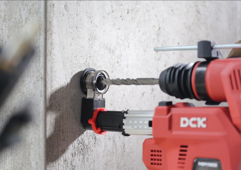 DCK 20V Rotary Hammer with Dust Extractor 15 in³ Dust Collection Box