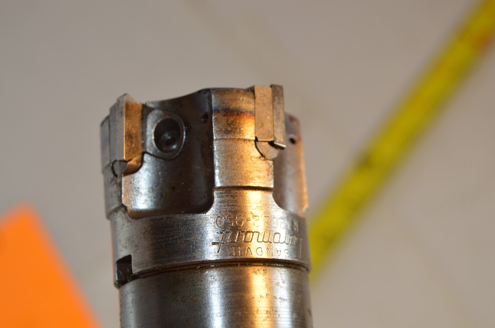 Command BT40 Tool Holder with RA2622-050 Sandvik Face Mill RA 2'' Facemill