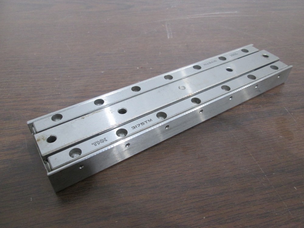 THK, 3175TM, Cross Roller Table Linear Bearing, Used