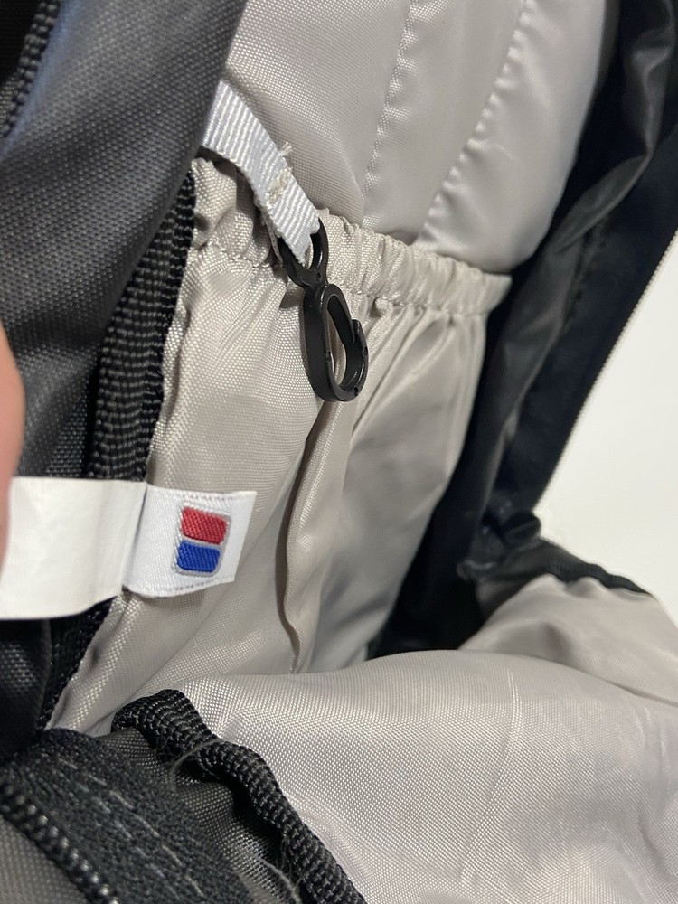 Berghaus Remote 8+4 Backpack Flow Technology Rucksack Bag Hiking