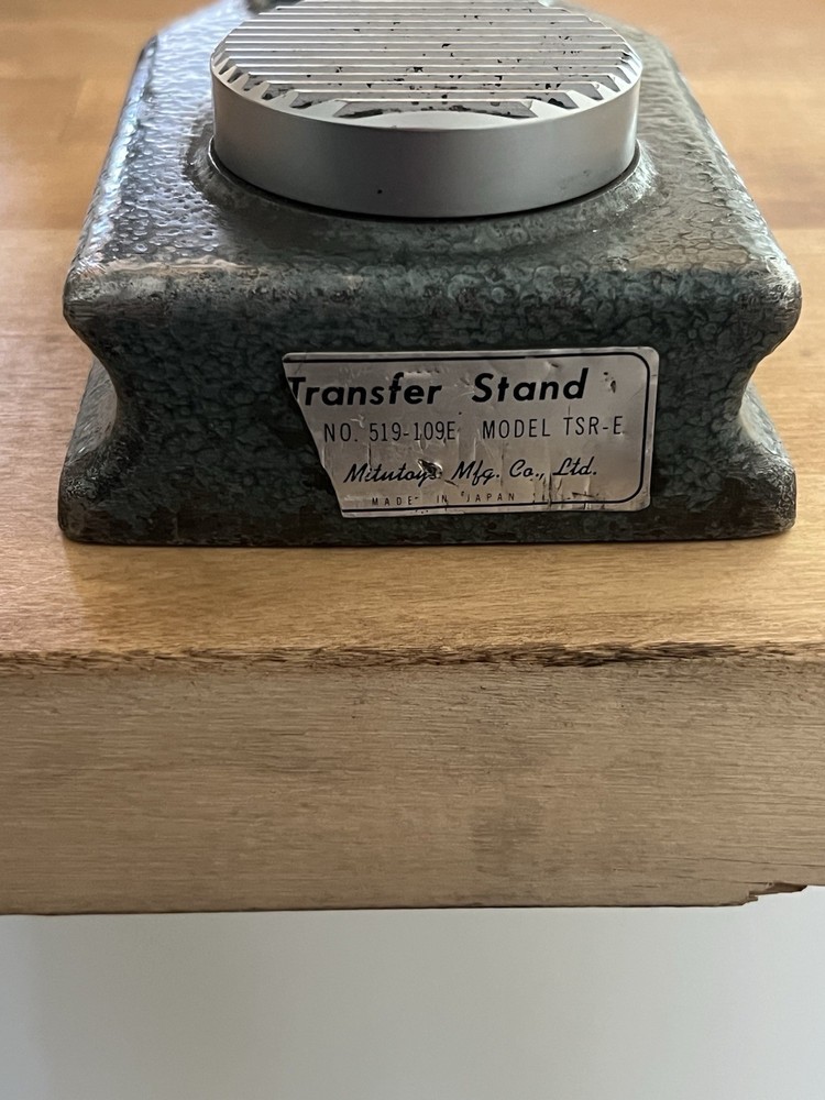 Mitutoyo 519-109E Indicator Stand Precision Comparator