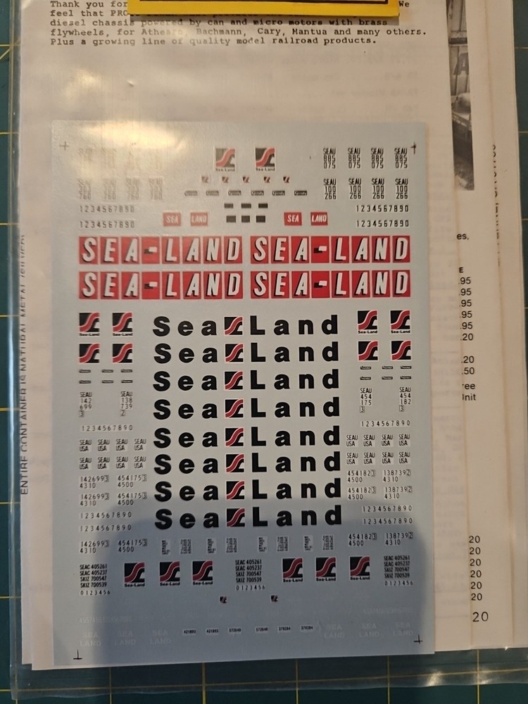 HO SCALE, A-LINE, 25802 SEALAND CONTAINER DECALS