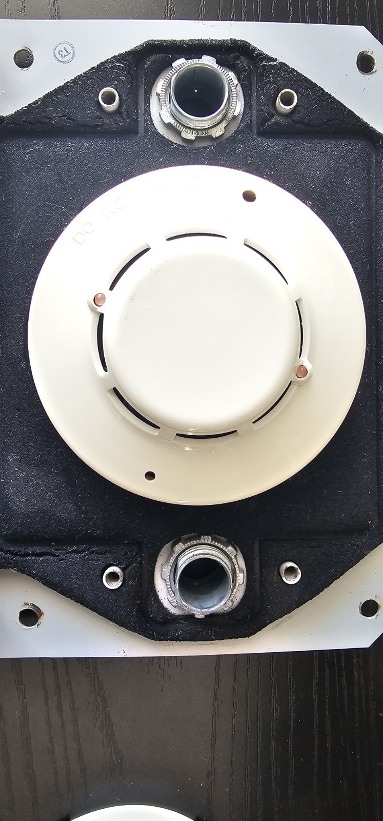 SILENT KNIGHT SD505-ADHR Duct Detector (built-in Relay) w/SD505-APS Smoke Head