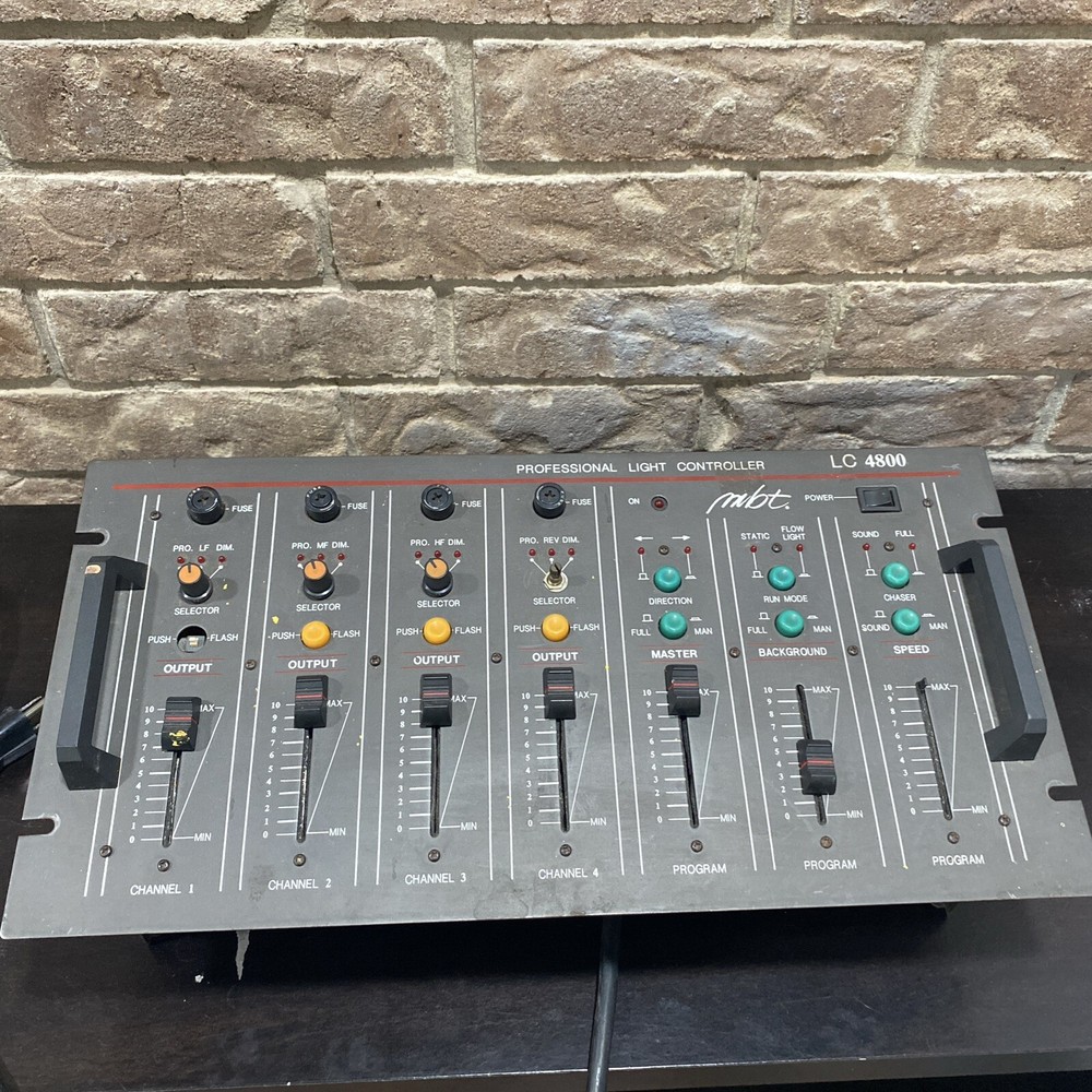 MBT LC4800 Professional Light Controller/MAR649