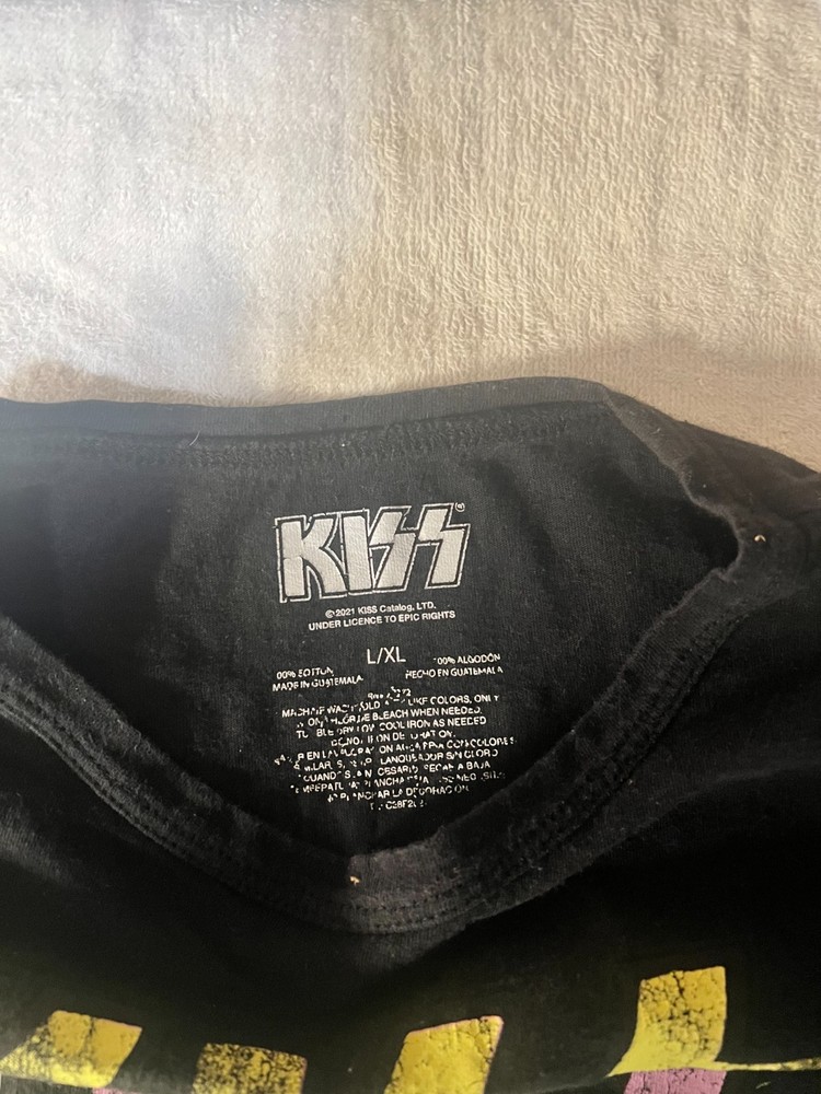 Vintage 1990's KISS Hot In The Shade Tour Black T-Shirt Men's / Women's L / XL