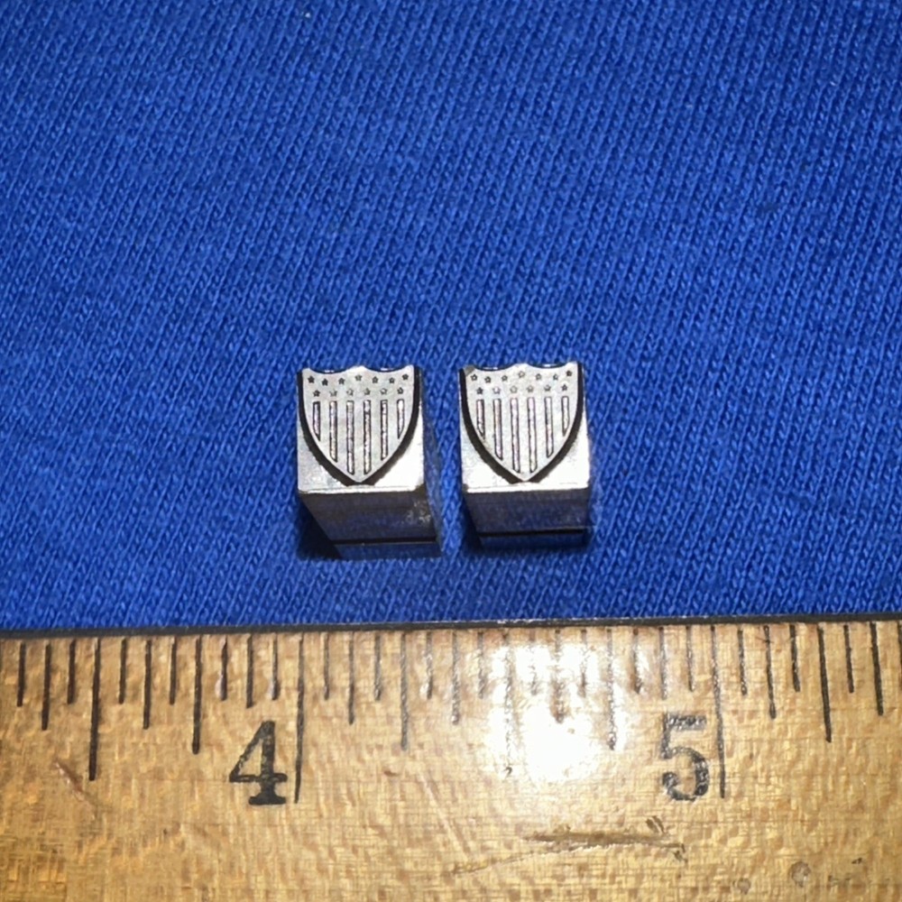 Printing Blocks “ 2 Small Shields With Stars “ Lead Dingbats