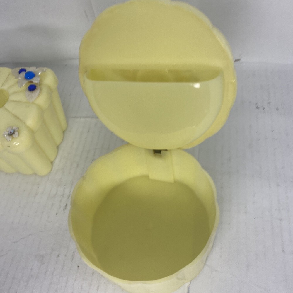 Vintage Menda Co Ivory Plastic Vanity Box Set