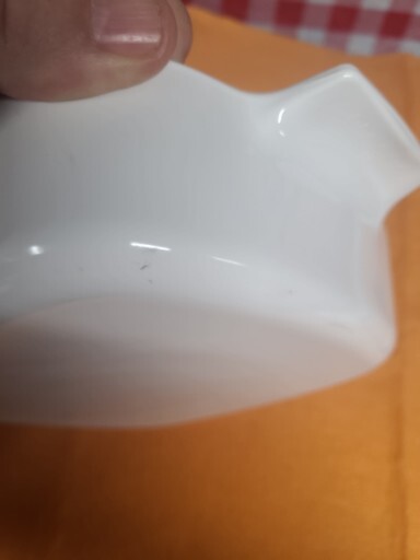 CORNING WARE CHERRY DESIGN WITH LID A 1B 1L, A 1PC