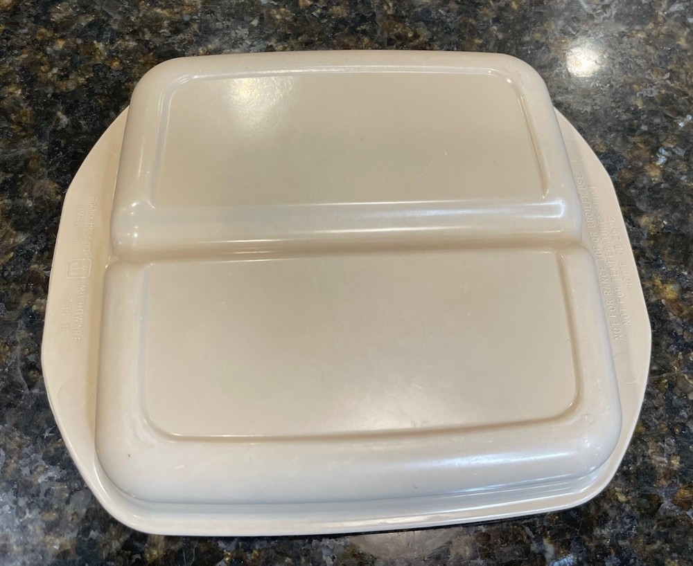 ANCHOR HOCKING MICROWARE DIVIDED VERSATILITY PAN REPLACEMENT LID ONLY PM481-TI