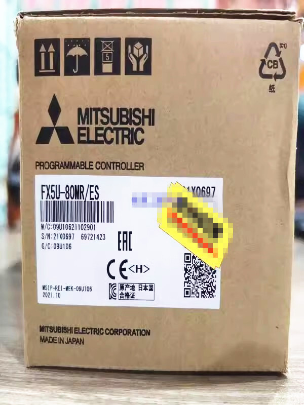 1pcs Mitsubishi PLC Module FX5U-80MR/ES
