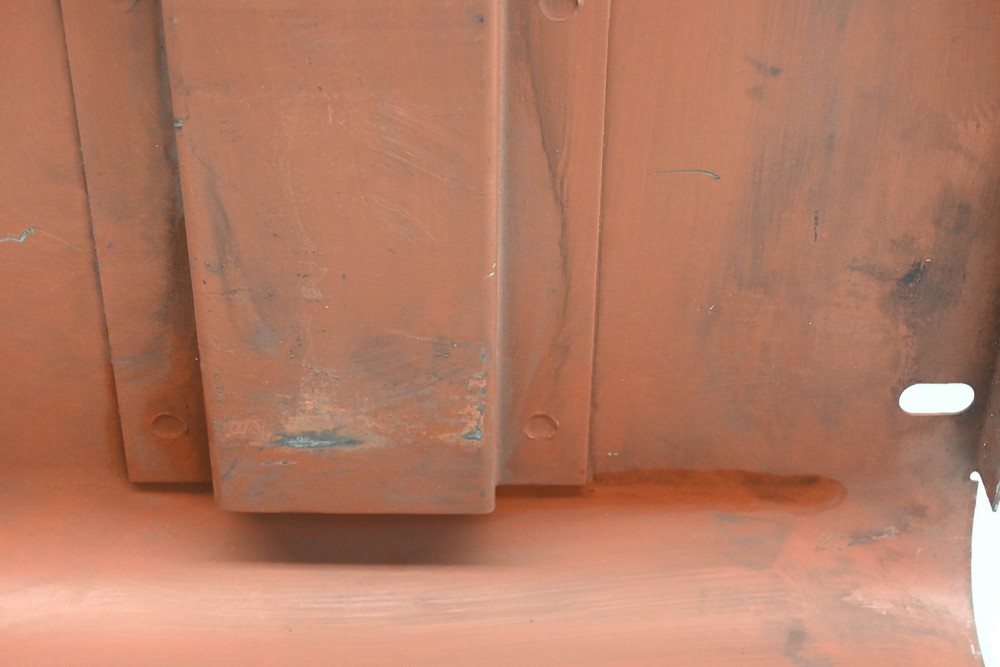 Mack 13QM4189P1 Red Panel