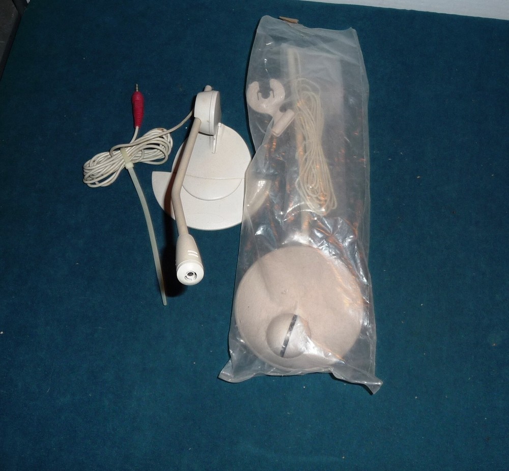 2 Telex Desktop Computer Freestanding Microphone M40 700358