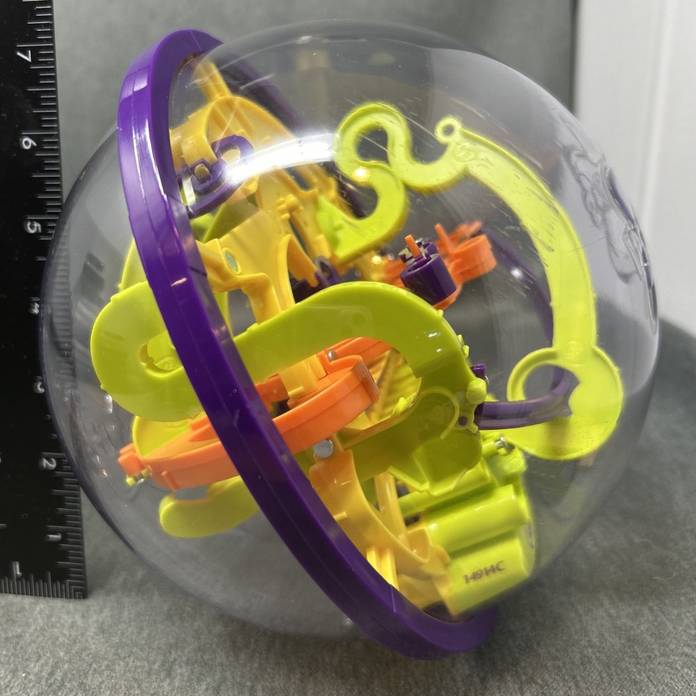 Perplexus Original 3D Maze Ball Puzzle Spin Master Brain Teaser Retro Challenge