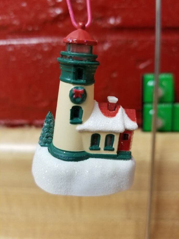 2017 Hallmark - Li'l Lighthouse - Miniature