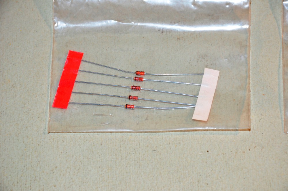 HEREI - DIODI 5 + 2 - due bustine originali sigillate