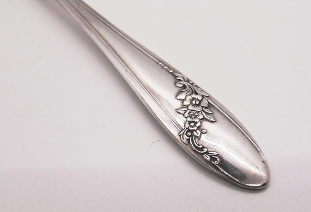 Oneida QUEEN BESS Cold Meat Serving Fork Community Silverplate