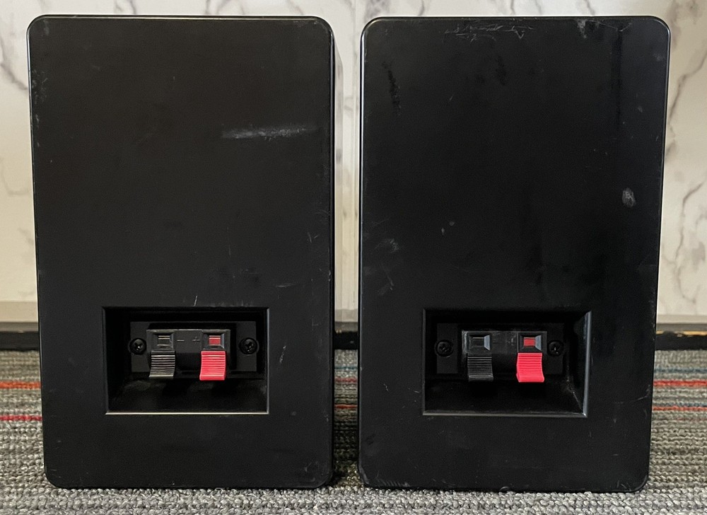 Custom Bluetooth 2.1 Powered Speaker System- Fantastic Sound!