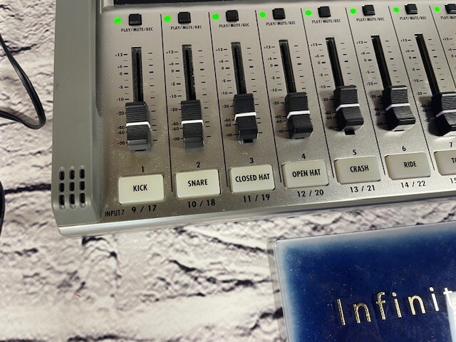 Zoom R24 Multi-track Recorder Controller Sampler Audio Interface fast ship