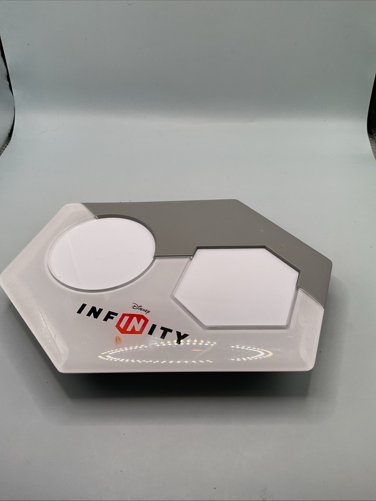 Nintendo 2DS/3DS Wireless Disney Infinity Portal Base Model 8032383 UNTESTED
