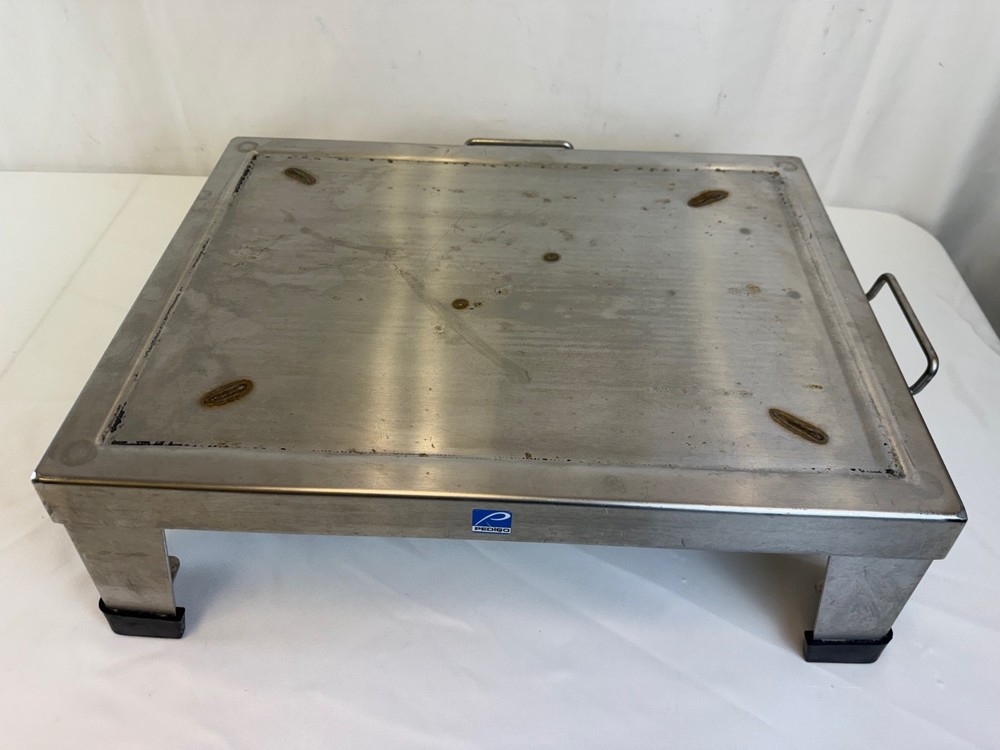 Pedigo P-1015 Stackable Interlockable Footstool 14”D x 19”W x 6¼”H 650 lbs.