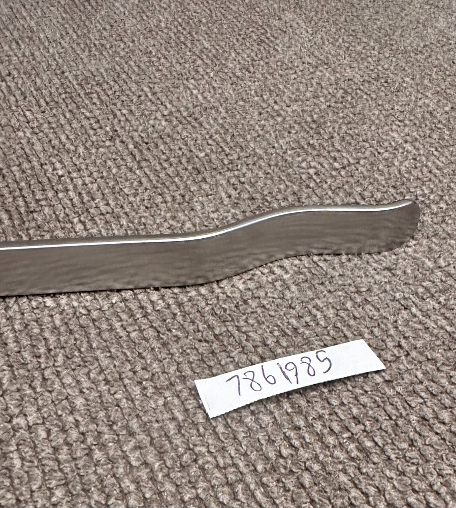 POSTERIOR GLENOID ELEVATOR 11" WIDE 1.2" BLADE WIDTH 12MM