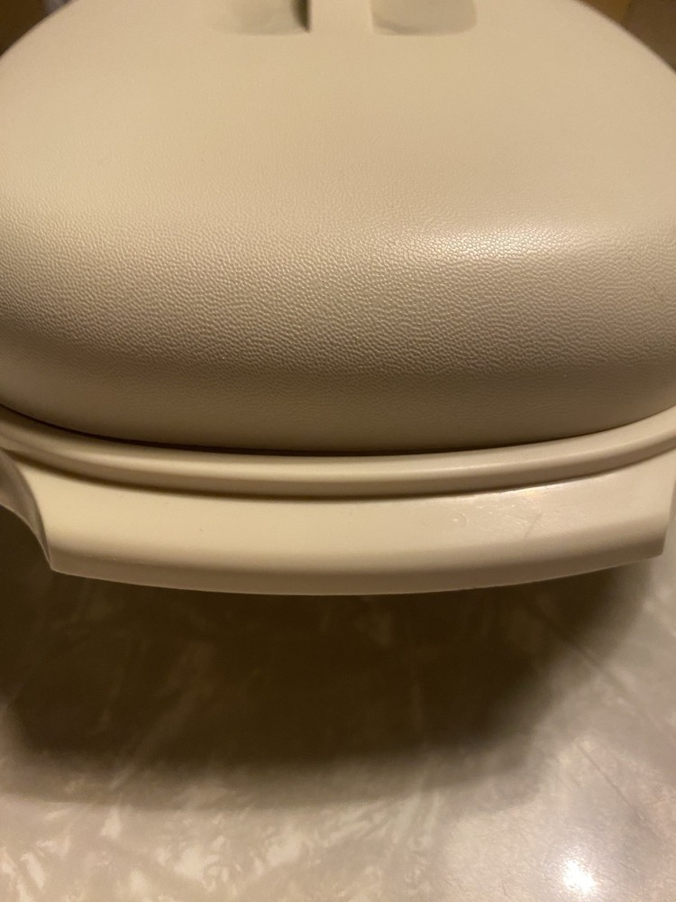 Tupperware 1273-6 Microwave Steamer 3-Piece