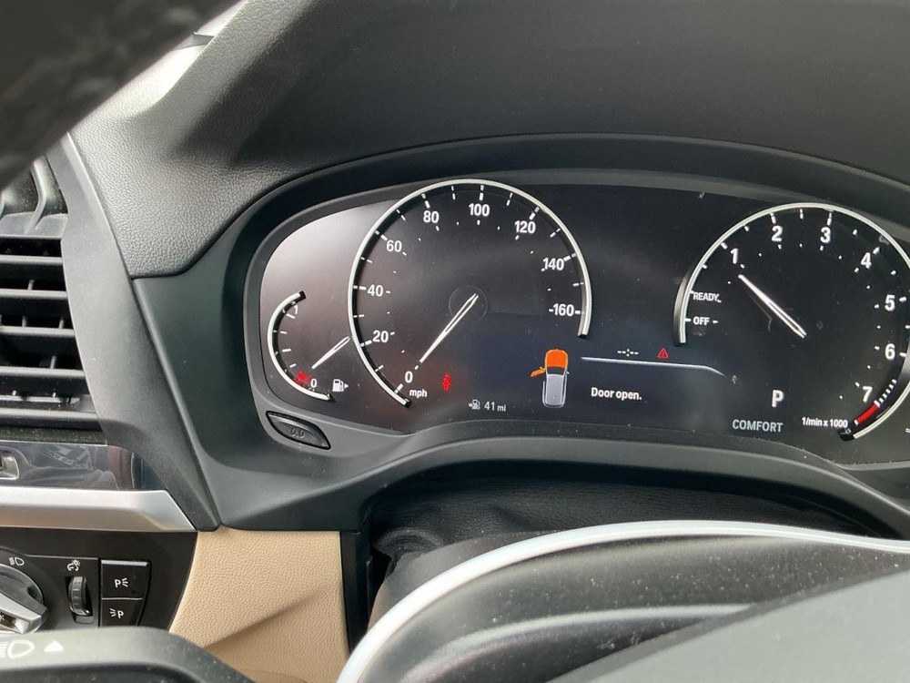 X3 2019 Glove Box 4962446