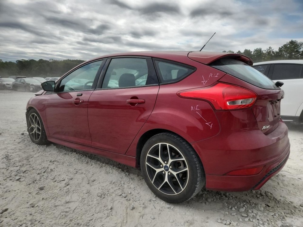 FOCUS 2015 Glove Box 4859930