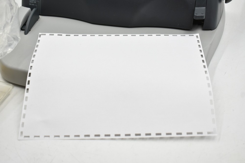 GBC Binder Binding Machine - GBC Combbind C100