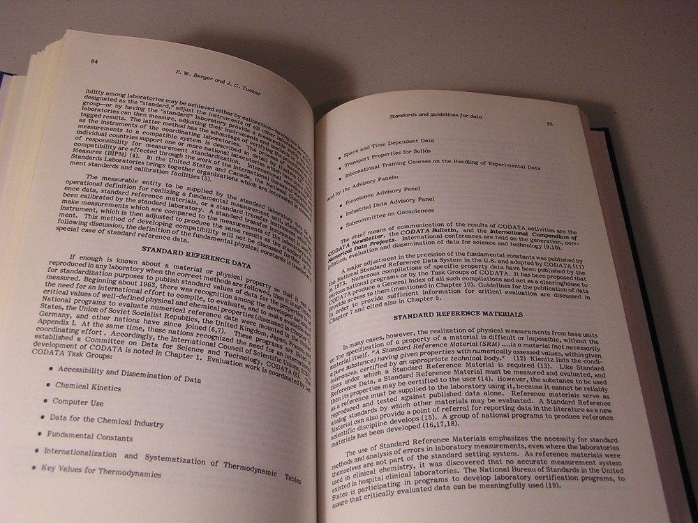 Data Handling For Science And Technology Rossmassler HB