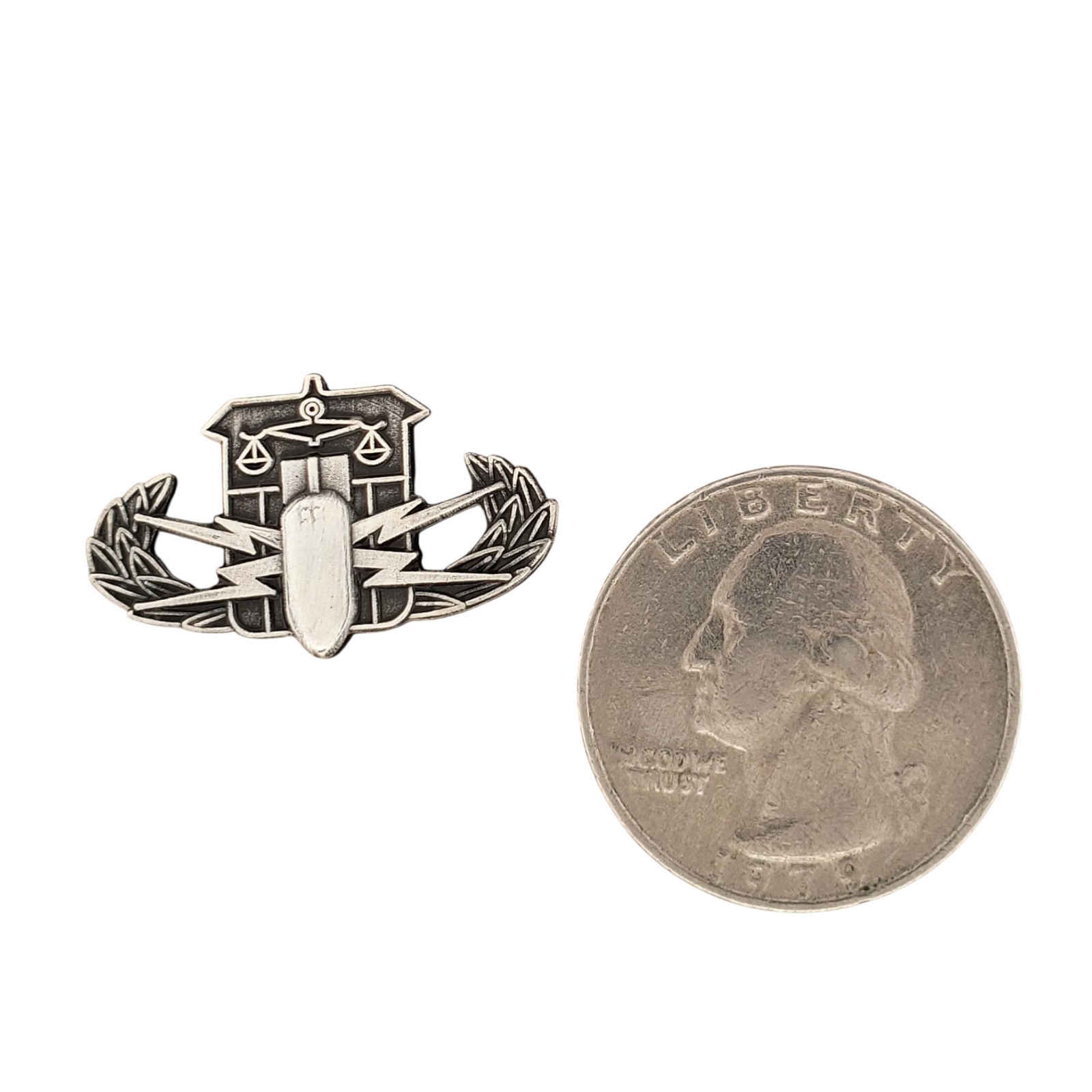 HDT Hazardous Devices Technician Bomb Squad Lapel Pin Law Enforcement EOD