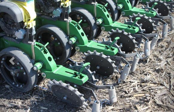 Yetter Poly Spike Wheels, Complete Set | 6200-005