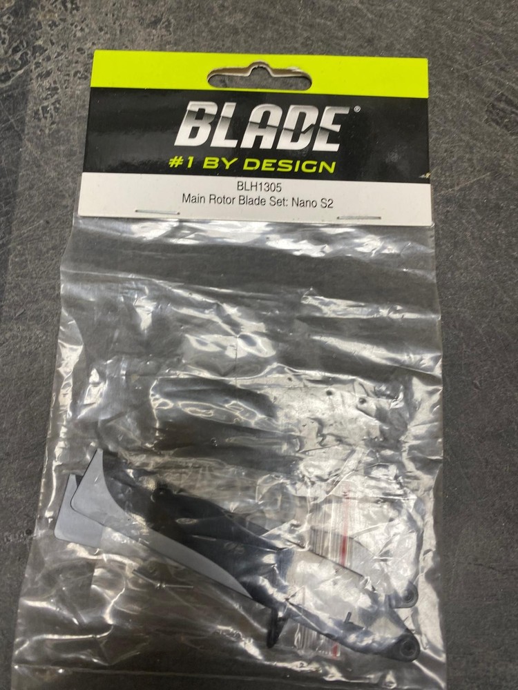 Blade BLH1305 Main Rotor Blade Set: Nano S2